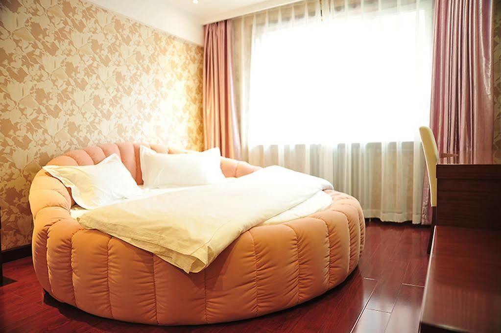 East Sacred Hotel Beijing Exterior photo
